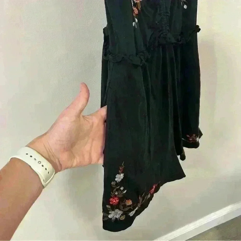 American Eagle Embroidered Romper - image 6